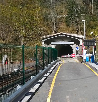 Tunnel ferro-routier des Montets